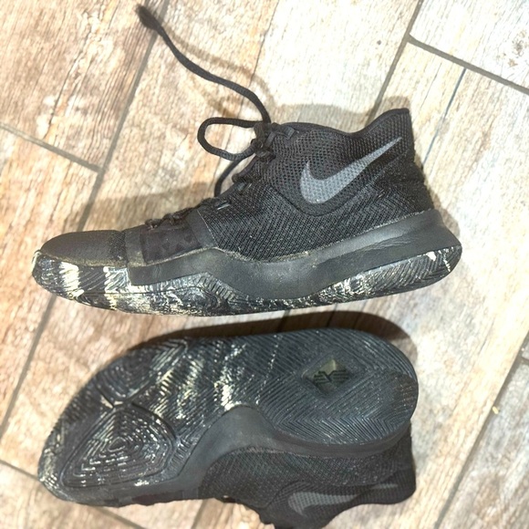 Nike Kyrie 3. - Black Marble​ - Picture 12 of 15